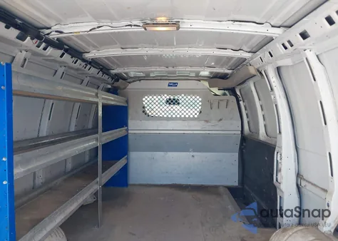 2011 Chevrolet Express 2500 Work Van z USA, uszkodzony, nr VIN 1GCWGFBAXB1167462